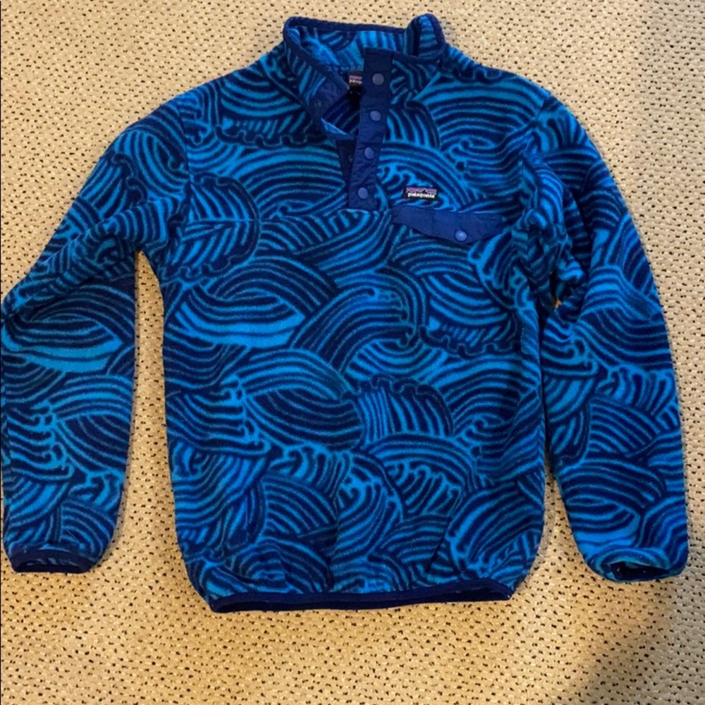 COPY - Girls xl Patagonia Pullover!!!